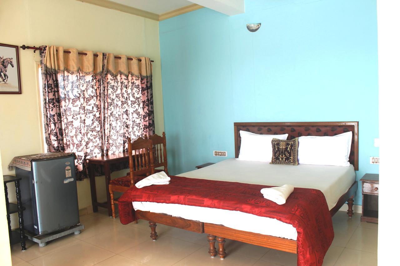 Adam Beach Resort โกวาลัม ภายนอก รูปภาพ