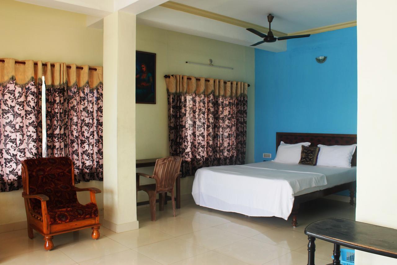 Adam Beach Resort โกวาลัม ภายนอก รูปภาพ