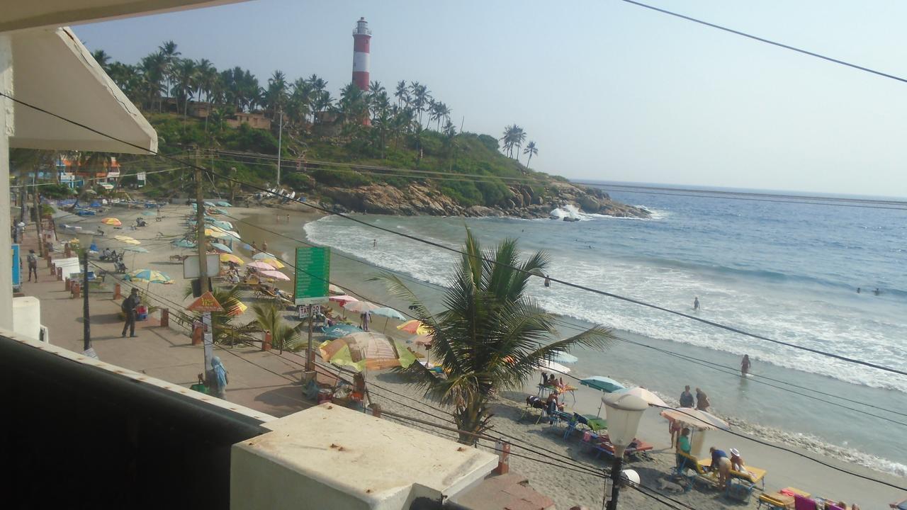Adam Beach Resort โกวาลัม ภายนอก รูปภาพ
