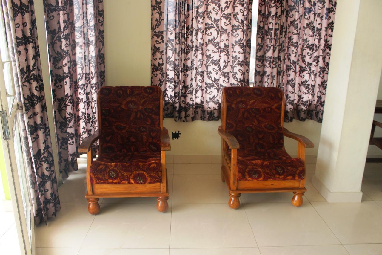 Adam Beach Resort โกวาลัม ภายนอก รูปภาพ